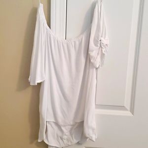 VENUS  white off shoulder blouse